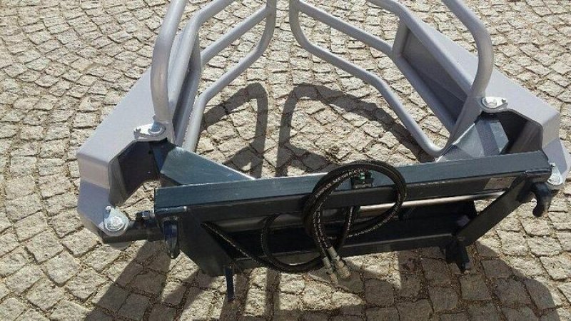 Frontladerzubehör (Bagger) a típus Sonarol Rundballengreifer 180 cm pass. zu Euro Aufnahme, Neumaschine ekkor: Göpfritz an der Wild (Kép 4)