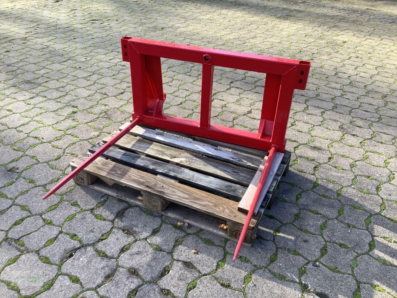 Frontladerzubehör (Bagger) des Typs Sonstige Düvelsdorf Ballenspieß, Neumaschine in Hess.Oldendorf (Bild 1)