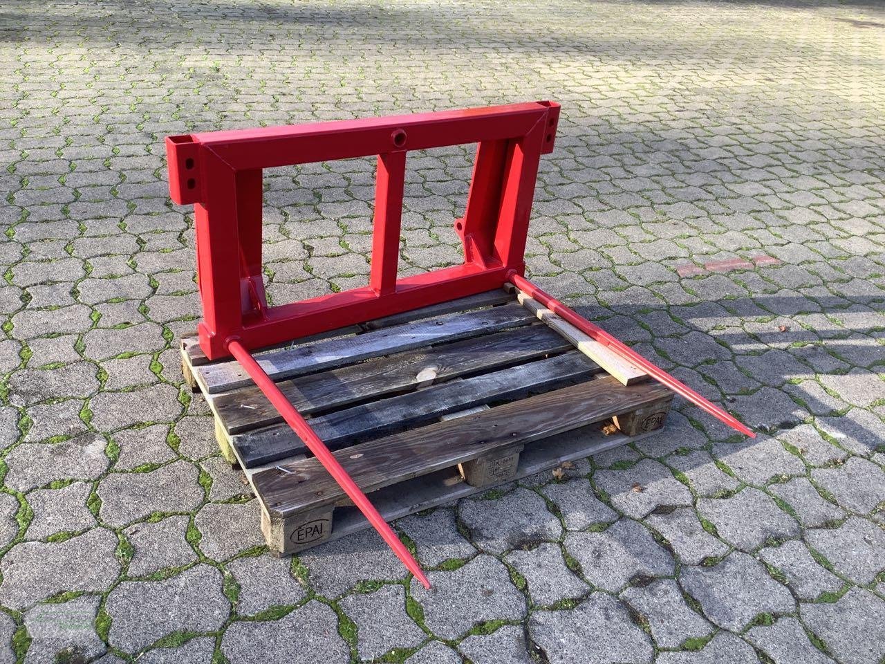 Frontladerzubehör (Bagger) des Typs Sonstige Düvelsdorf Ballenspieß, Neumaschine in Hess.Oldendorf (Bild 2)