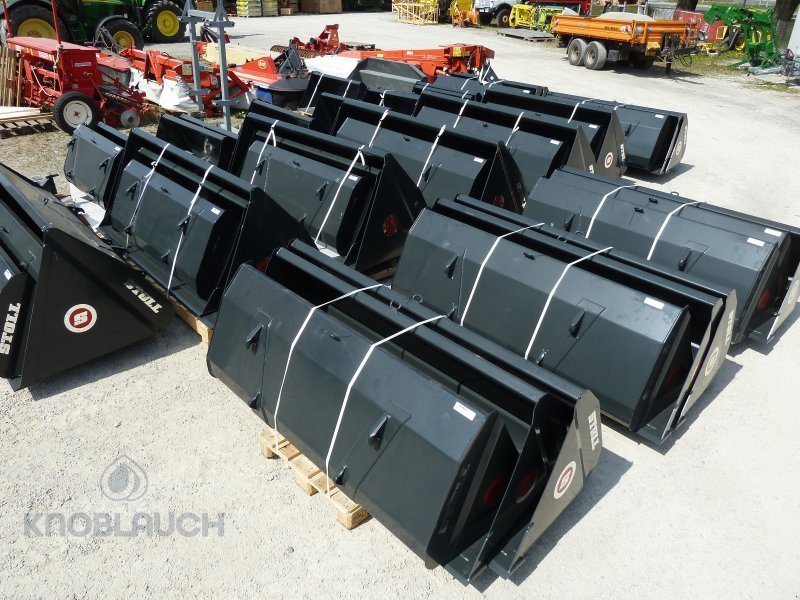 Frontladerzubehör (Bagger) of the type Stoll Maxi -  Schüttgutschaufel Robust M 2,60m, Neumaschine in Ravensburg (Picture 19)
