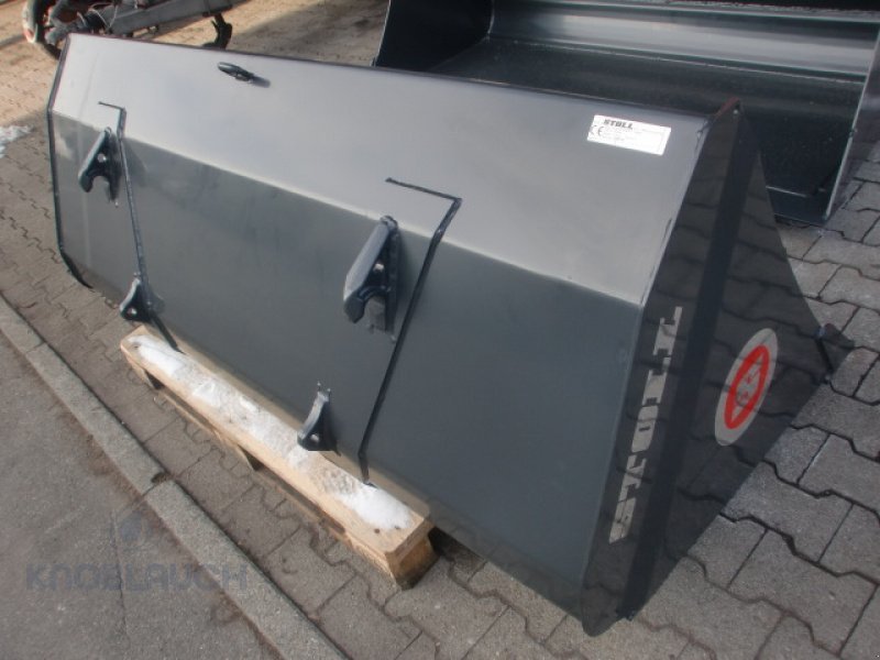 Frontladerzubehör (Bagger) of the type Stoll Robust U 2,05 m Schaufel, Neumaschine in Wangen (Picture 3)