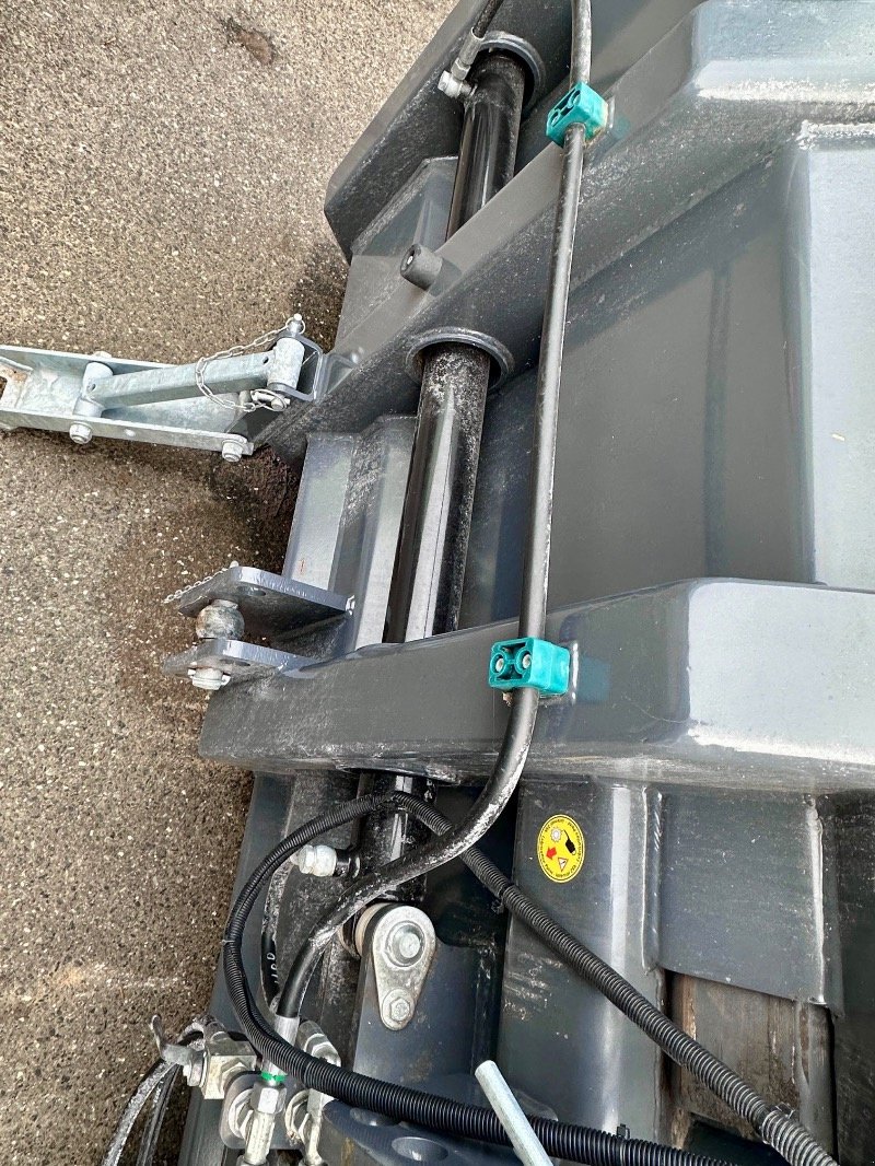 Frontladerzubehör (Bagger) typu Volmer VTS 300 Silageschild teleskopierbar, Gebrauchtmaschine v Liebenwalde (Obrázek 5)