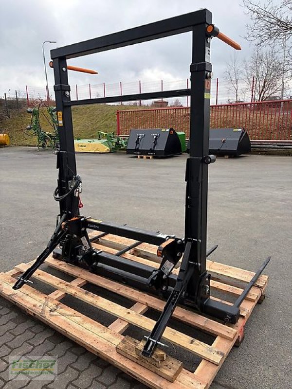 Frontladerzubehör des Typs Alö Ballengabel XL+ 200, hydraulische Zinkenverstellung, Neumaschine in Kroppach (Bild 4)