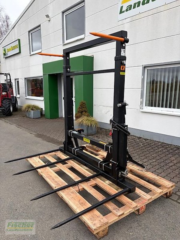 Frontladerzubehör des Typs Alö Ballengabel XL+ 200, hydraulische Zinkenverstellung, Neumaschine in Kroppach (Bild 7)