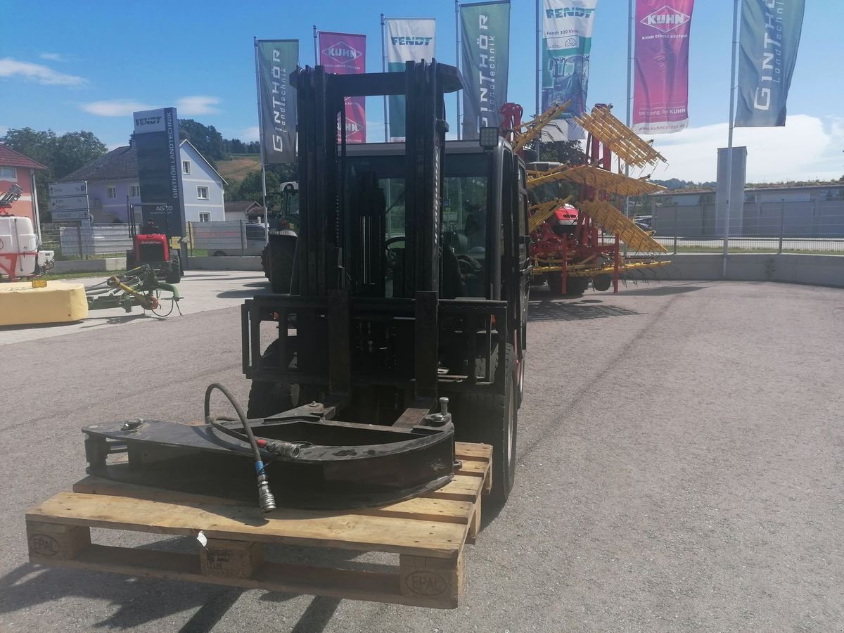 Frontladerzubehör of the type Alö Niederhalter für Palettengabel, Gebrauchtmaschine in Saxen (Picture 7)