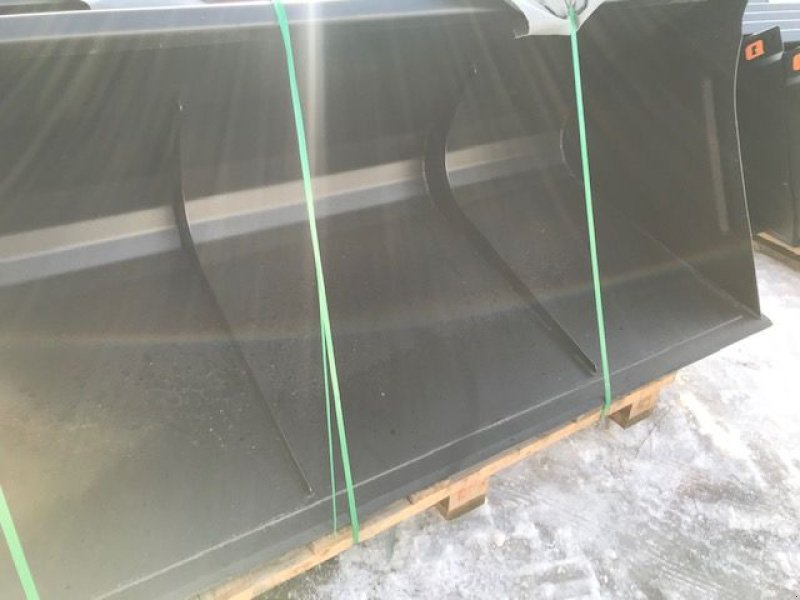 Frontladerzubehör of the type Alö Quicke Universalschaufel GS185cm, Neumaschine in Tamsweg (Picture 10)