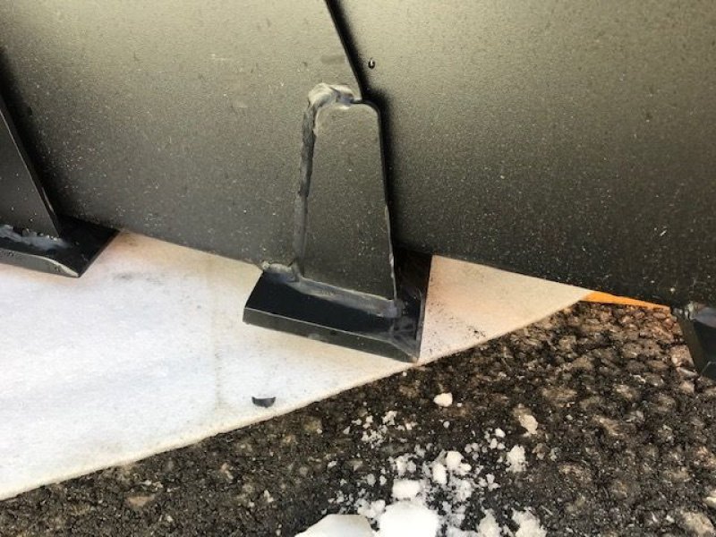 Frontladerzubehör of the type Alö Quicke Universalschaufel GS185cm, Neumaschine in Tamsweg (Picture 13)