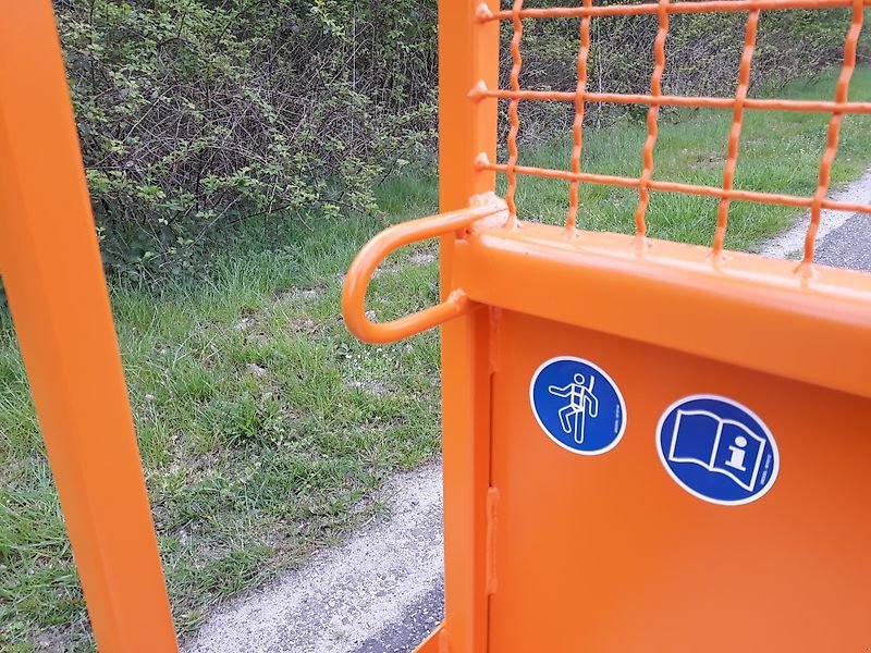 Frontladerzubehör of the type Bressel & Lade Arbeitskorb BLA1 mit Euro Aufnahme, Neumaschine in Itterbeck (Picture 9)