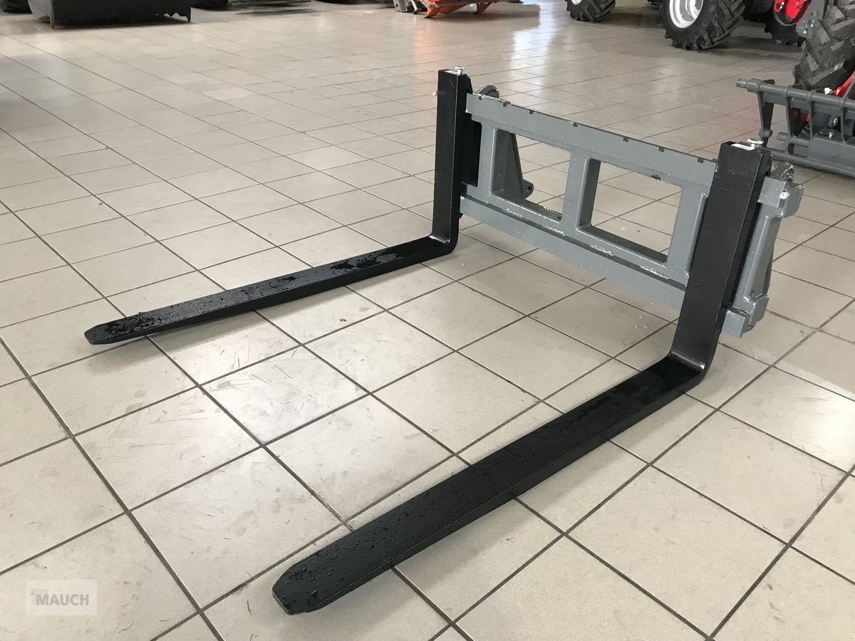 Frontladerzubehör of the type Bressel & Lade B&L Palettengabel AKTION 1m Zinken, 2t, Neumaschine in Burgkirchen (Picture 1)