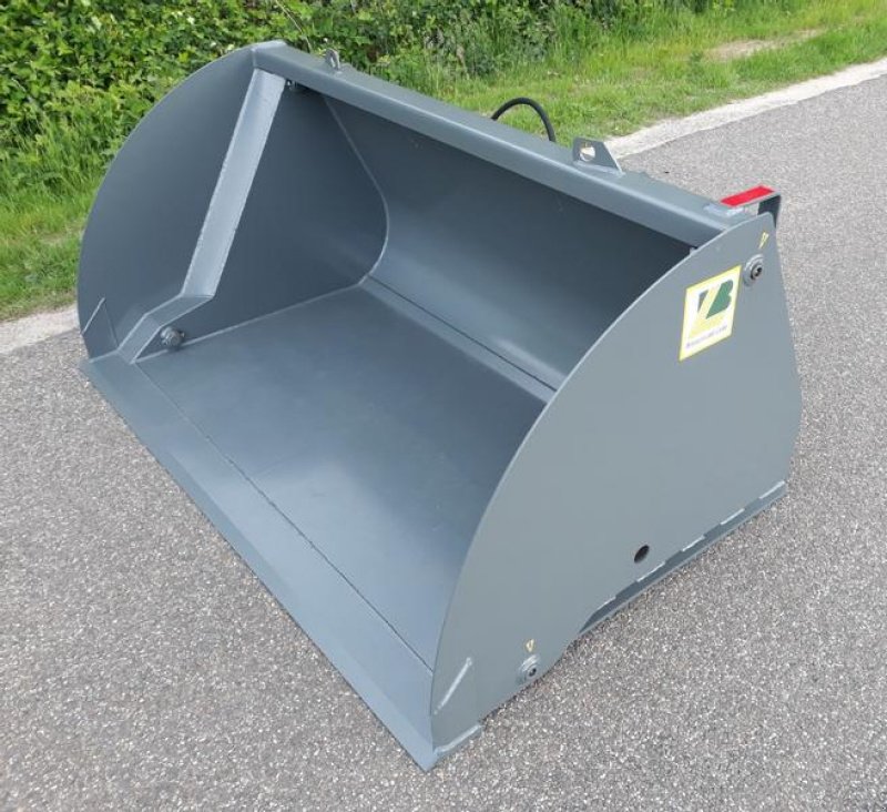 Frontladerzubehör of the type Bressel & Lade Hochkippschaufel L66, Neumaschine in Itterbeck (Picture 1)
