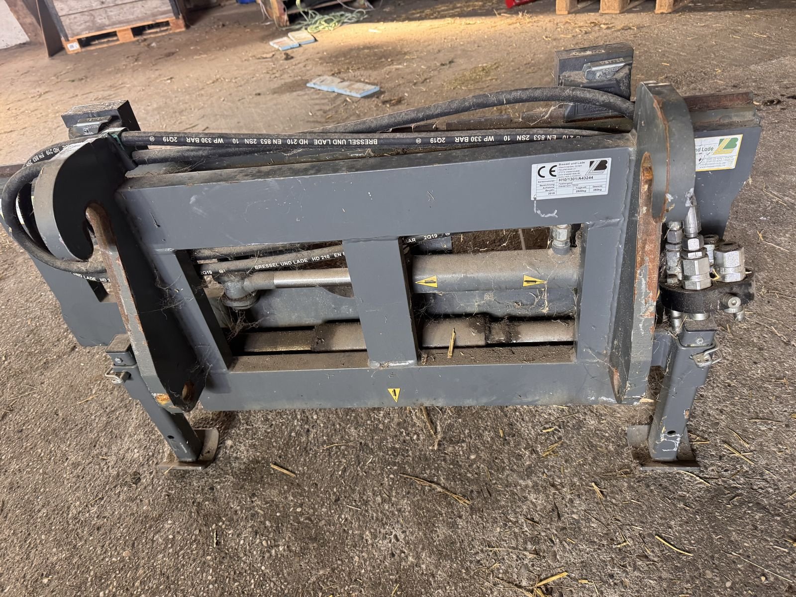 Frontladerzubehör typu Bressel & Lade Seitenverschub hydraulisch, Vorführmaschine v Traberg (Obrázek 3)