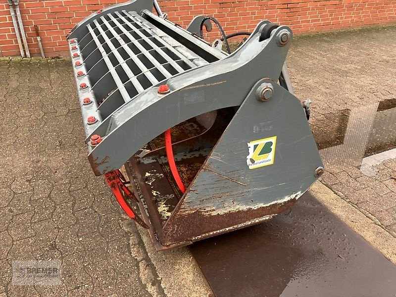 Frontladerzubehör of the type Bressel & Lade Silagebeißschaufel AS CLAAS SCORPION, Vorführmaschine in Asendorf (Picture 2)