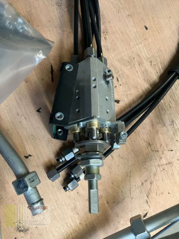 Frontladerzubehör of the type CLAAS FLEXPILOT ARION A73, Neumaschine in Altenstadt a.d. Waldnaab (Picture 3)