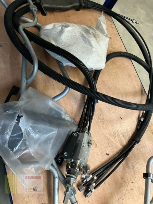 Frontladerzubehör of the type CLAAS FLEXPILOT ARION A73, Neumaschine in Altenstadt a.d. Waldnaab (Picture 7)