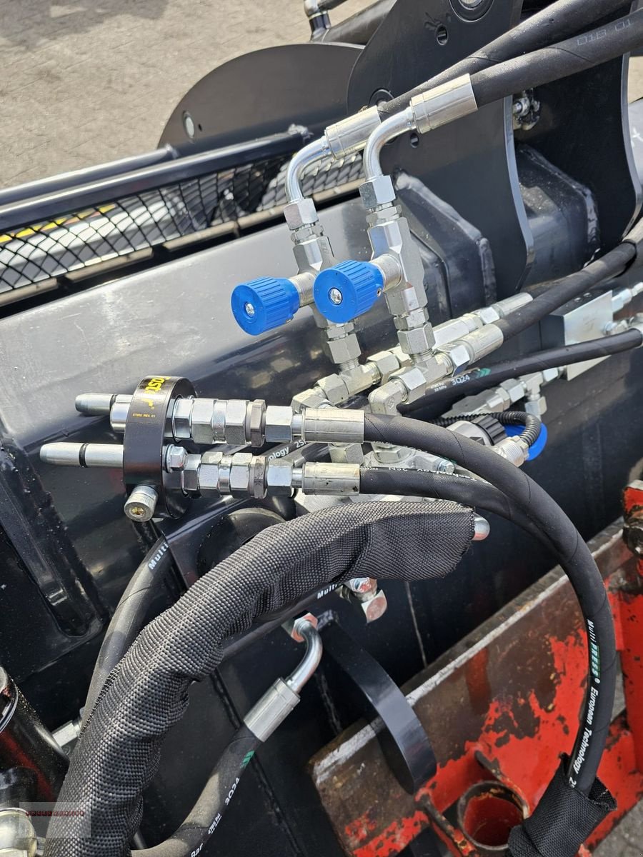 Frontladerzubehör of the type Dominator FUTTERSCHAUFEL mit SCHNECKE, Neumaschine in Tarsdorf (Picture 13)