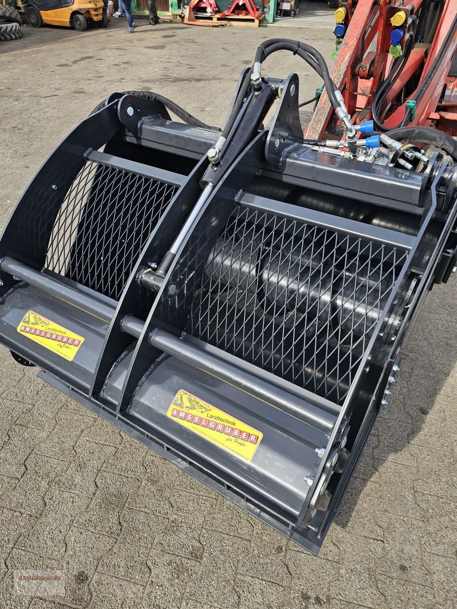 Frontladerzubehör of the type Dominator FUTTERSCHAUFEL mit SCHNECKE, Neumaschine in Tarsdorf (Picture 4)