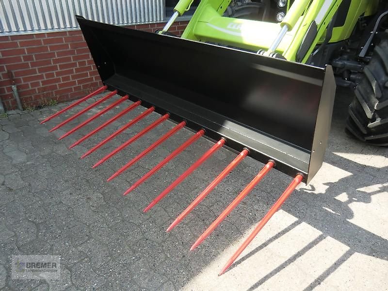 Frontladerzubehör of the type Düvelsdorf Dunggabel 2100  EURO Aufnahme  12 Zinken, Neumaschine in Asendorf (Picture 2)
