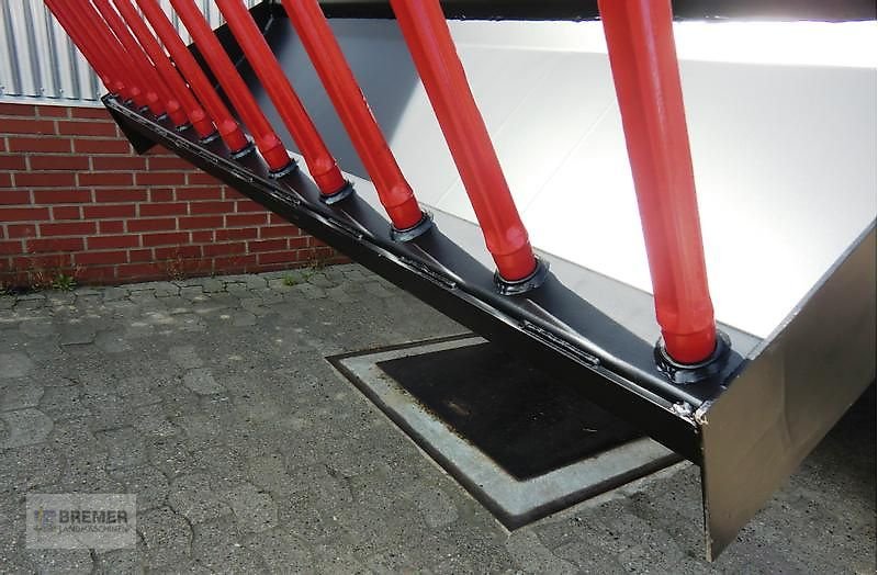 Frontladerzubehör of the type Düvelsdorf Dunggabel 2100  EURO Aufnahme  12 Zinken, Neumaschine in Asendorf (Picture 11)