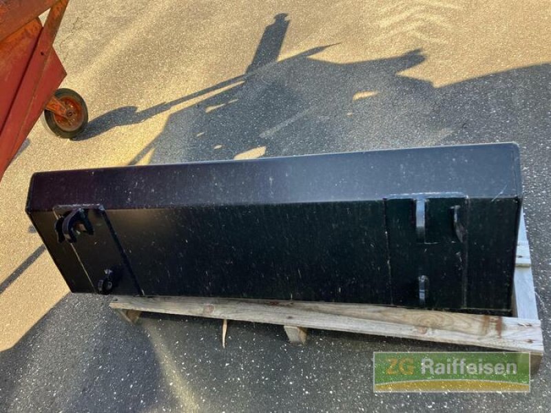 Frontladerzubehör des Typs Farmtrac FL-Schaufel 120cm, Gebrauchtmaschine in Bühl (Bild 3)