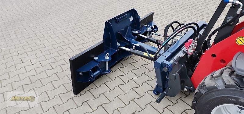 Frontladerzubehör of the type FK Machinery Gummischiebeschild hydraulisch 1,7 m, Neumaschine in Andervenne (Picture 9)