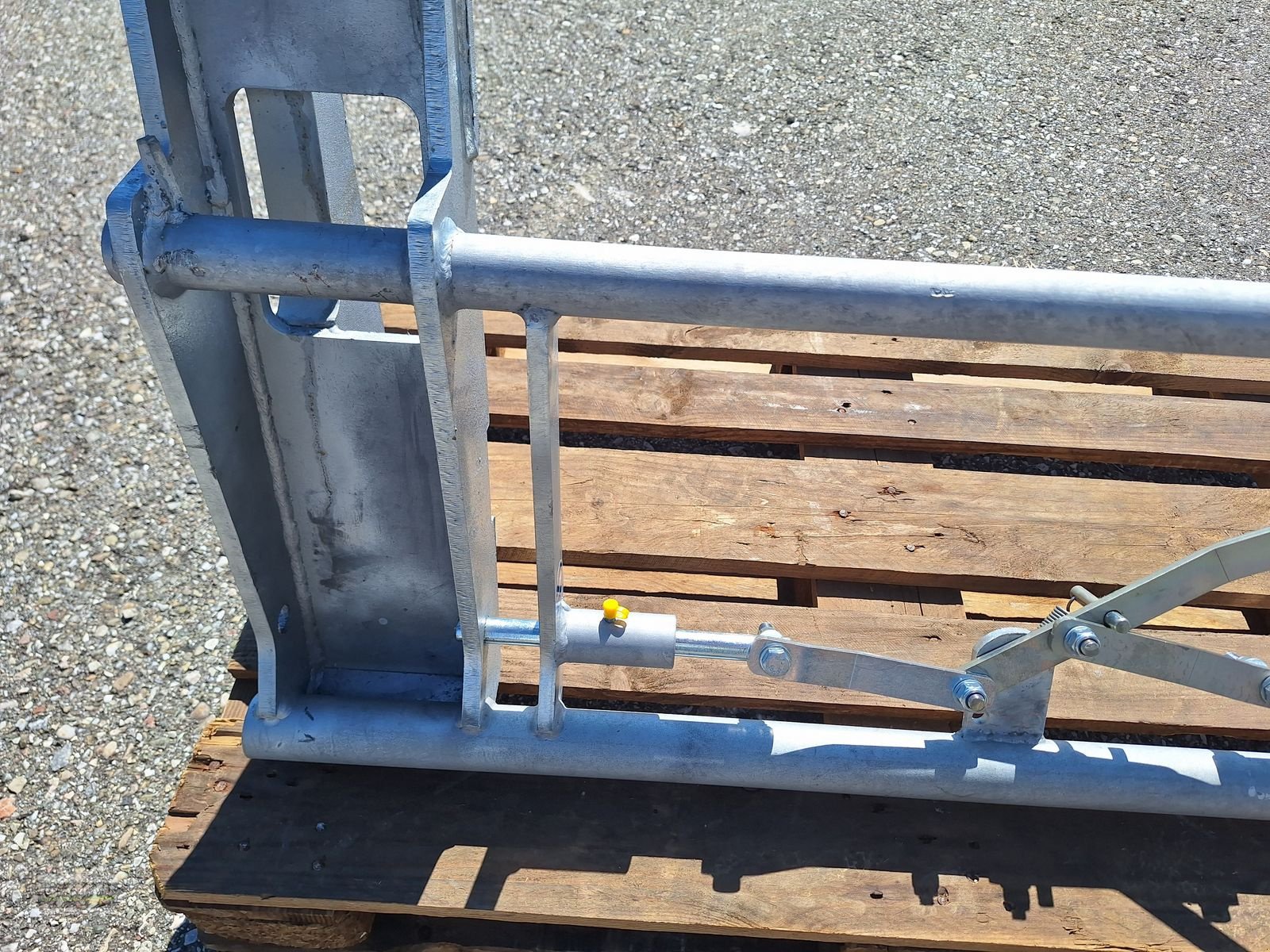 Frontladerzubehör of the type Fliegl Adapter Q-Fit-Euro, Neumaschine in Gampern (Picture 8)