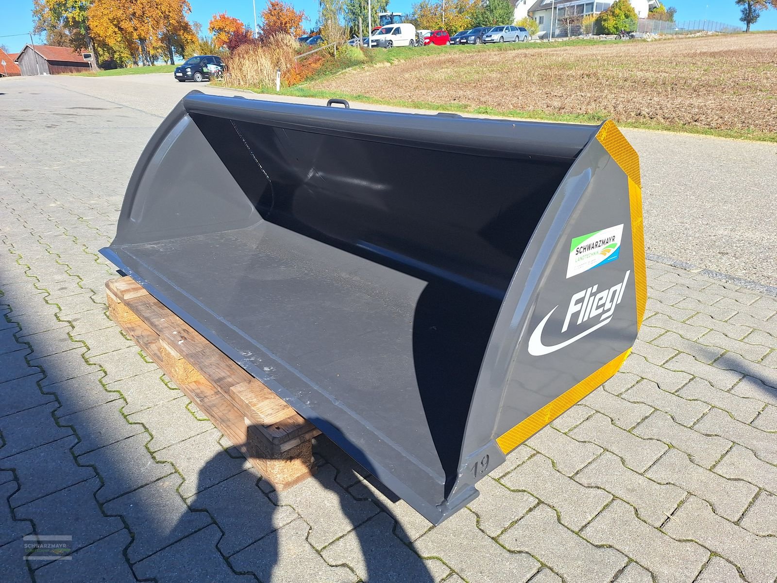 Frontladerzubehör of the type Fliegl AgroCenter LG-Schaufel 1900, Neumaschine in Aurolzmünster (Picture 5)
