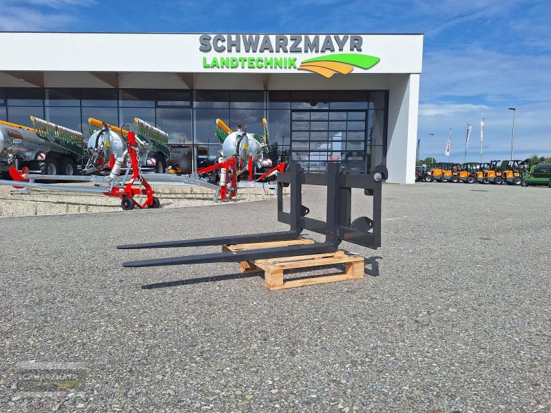 Frontladerzubehör des Typs Fliegl AgroCenter Palettengabel Easy 1200, Neumaschine in Gampern (Bild 1)