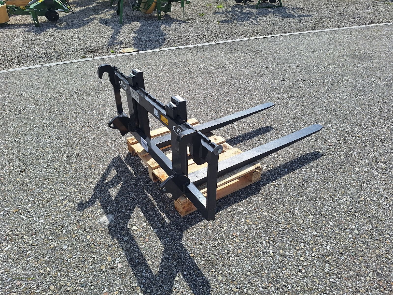 Frontladerzubehör of the type Fliegl AgroCenter Palettengabel Easy 1200, Neumaschine in Gampern (Picture 5)