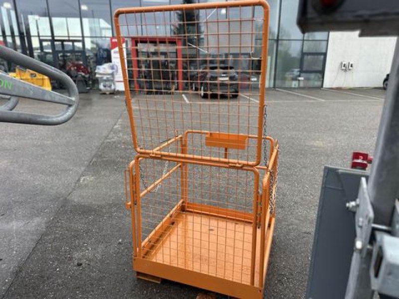 Frontladerzubehör za tip Fliegl Arbeitsbühne Light, Gebrauchtmaschine u St. Marienkirchen (Slika 4)