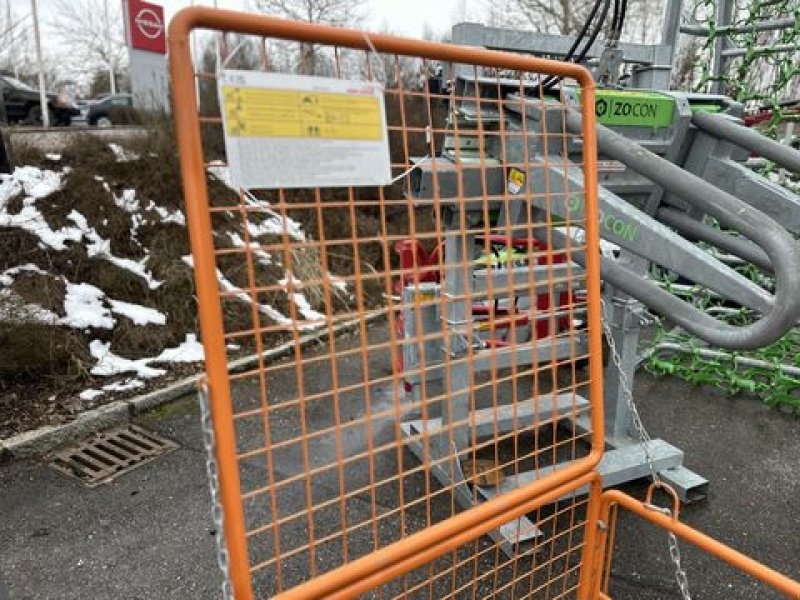 Frontladerzubehör za tip Fliegl Arbeitsbühne Light, Gebrauchtmaschine u St. Marienkirchen (Slika 9)