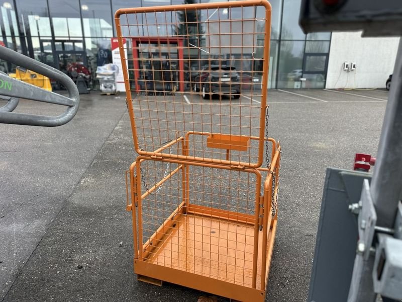 Frontladerzubehör za tip Fliegl Arbeitsbühne Light, Gebrauchtmaschine u St. Marienkirchen (Slika 4)