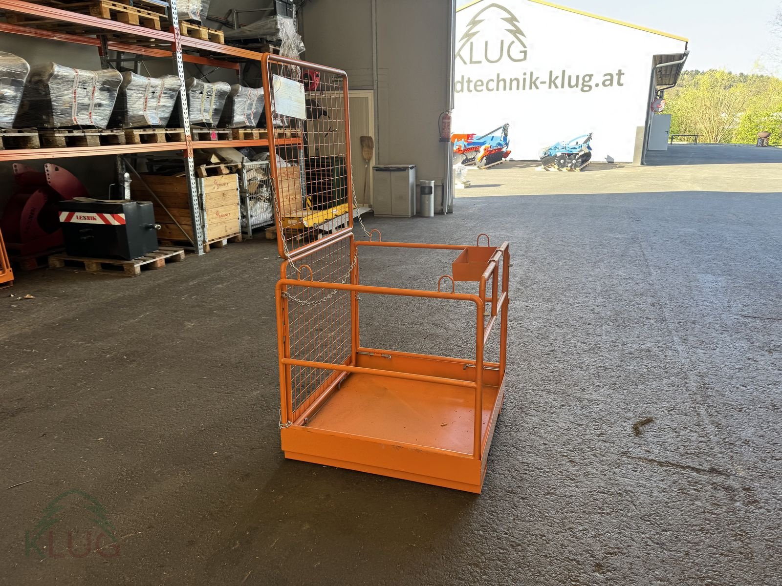 Frontladerzubehör типа Fliegl Arbeitsbühne Small, Neumaschine в Pirching am Traubenberg (Фотография 15)