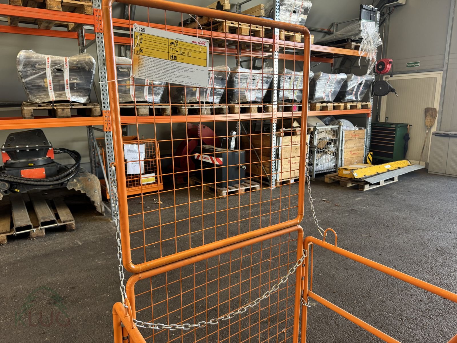 Frontladerzubehör типа Fliegl Arbeitsbühne Small, Neumaschine в Pirching am Traubenberg (Фотография 21)