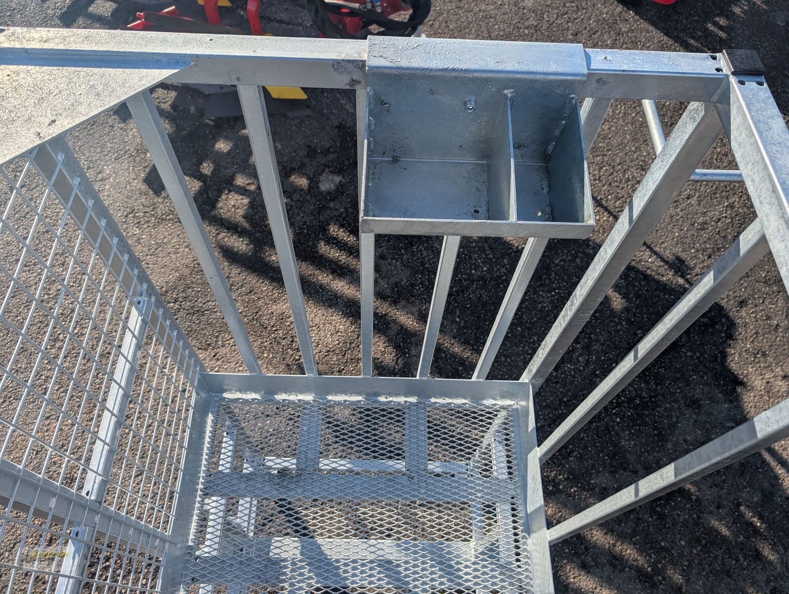 Frontladerzubehör от тип Fliegl Arbeitskorb/Arbeitsbühne hoch mit Euro-Au, Neumaschine в Senftenbach (Снимка 6)