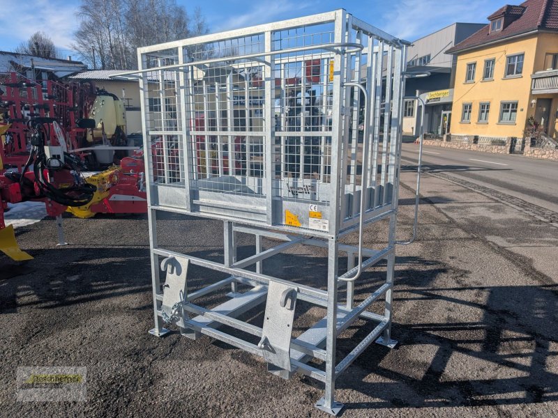 Frontladerzubehör del tipo Fliegl Arbeitskorb/Arbeitsbühne hoch mit Euro-Au, Neumaschine In Senftenbach (Immagine 1)