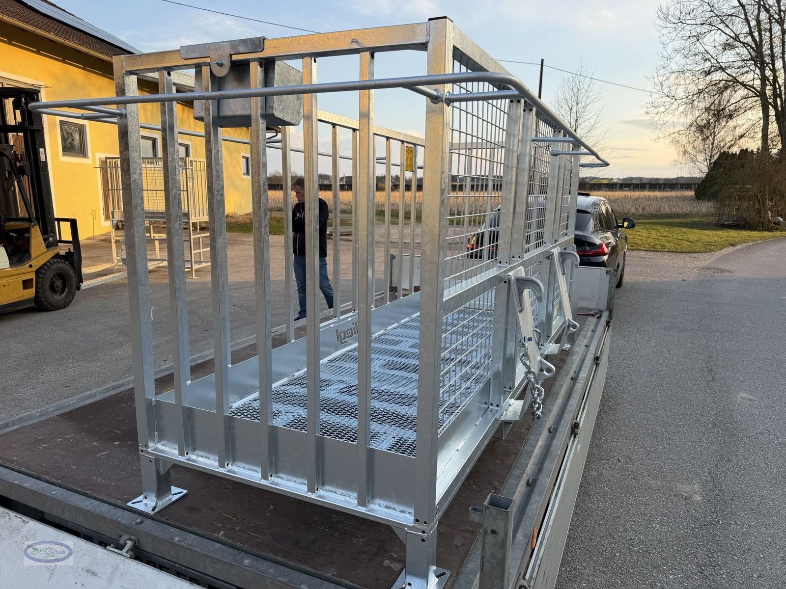 Frontladerzubehör van het type Fliegl Arbeitskorb, Neumaschine in Münzkirchen (Foto 14)