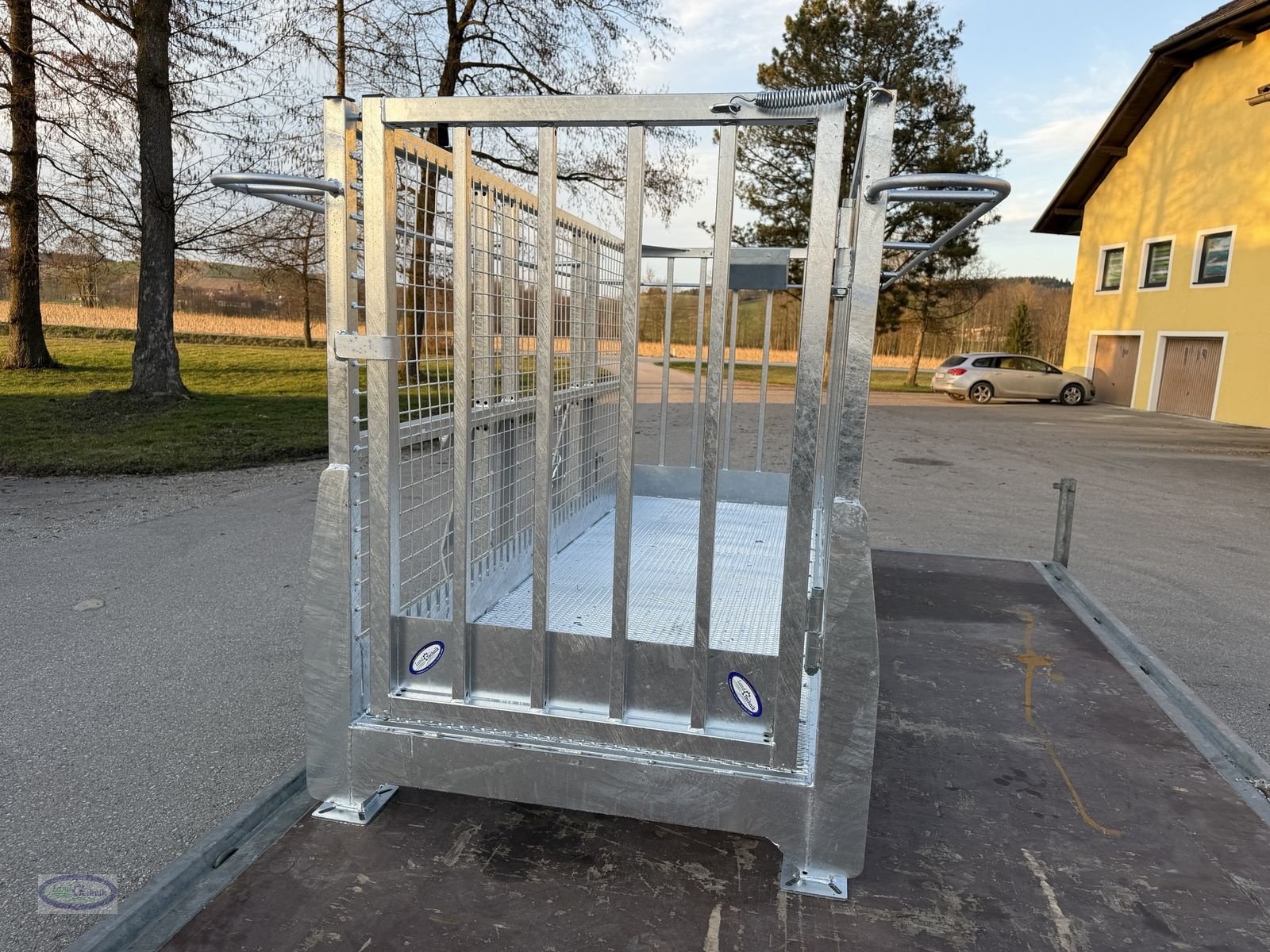 Frontladerzubehör van het type Fliegl Arbeitskorb, Neumaschine in Münzkirchen (Foto 5)