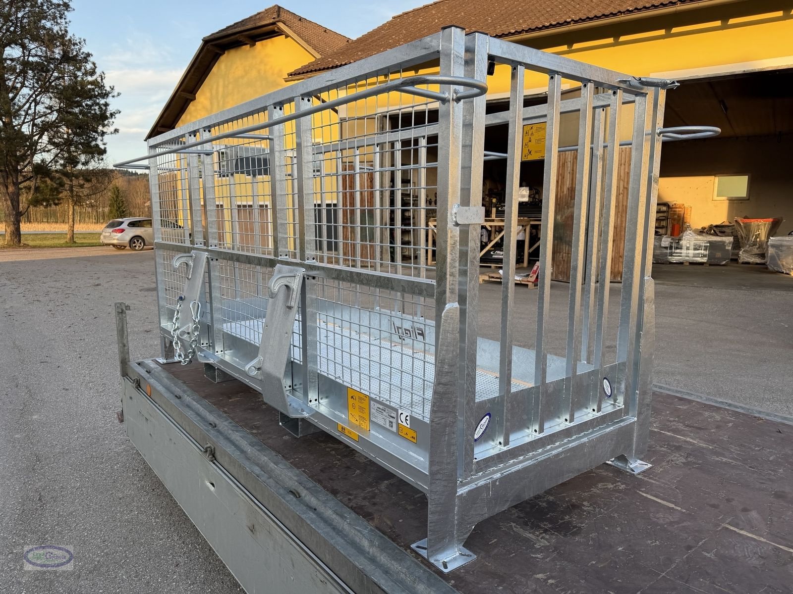 Frontladerzubehör van het type Fliegl Arbeitskorb, Neumaschine in Münzkirchen (Foto 7)