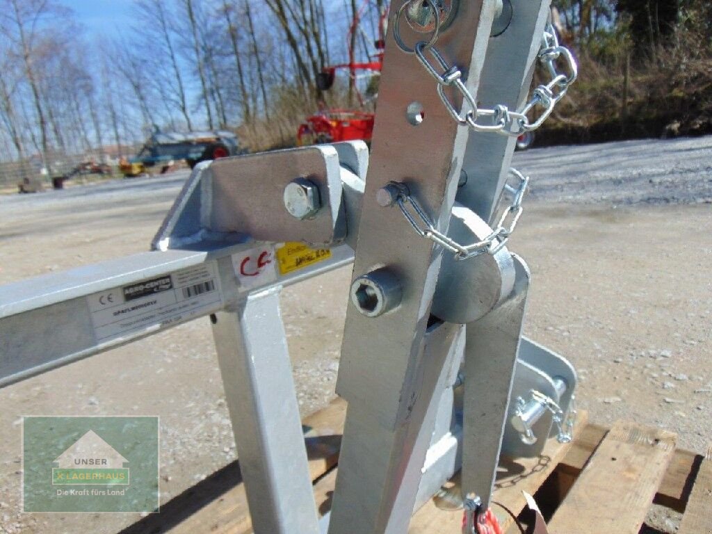 Frontladerzubehör of the type Fliegl Dreipunkt auf EURO ausklinbar, Neumaschine in Hofkirchen (Picture 8)