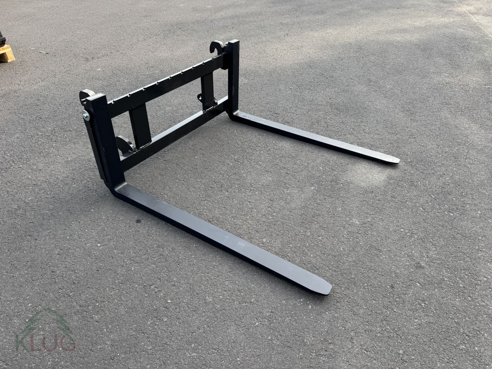 Frontladerzubehör of the type Fliegl Easy Palettengabel, Neumaschine in Pirching am Traubenberg (Picture 27)