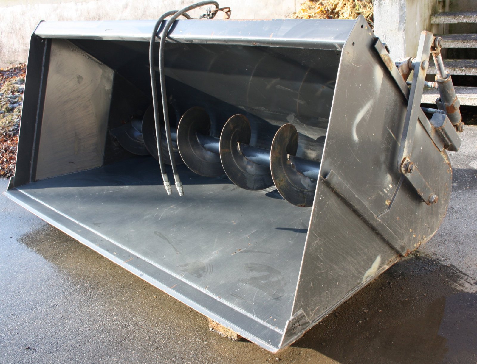 Frontladerzubehör of the type Fliegl Euronorm lakiert, Gebrauchtmaschine in Osterhofen (Picture 2)