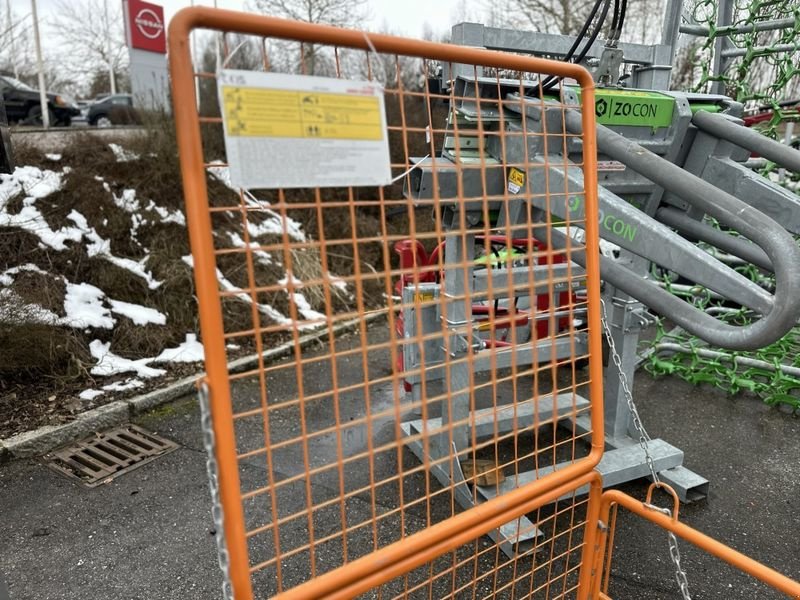 Frontladerzubehör van het type Fliegl Fliegl Arbeitsbühne Light, Gebrauchtmaschine in St. Marienkirchen (Foto 9)