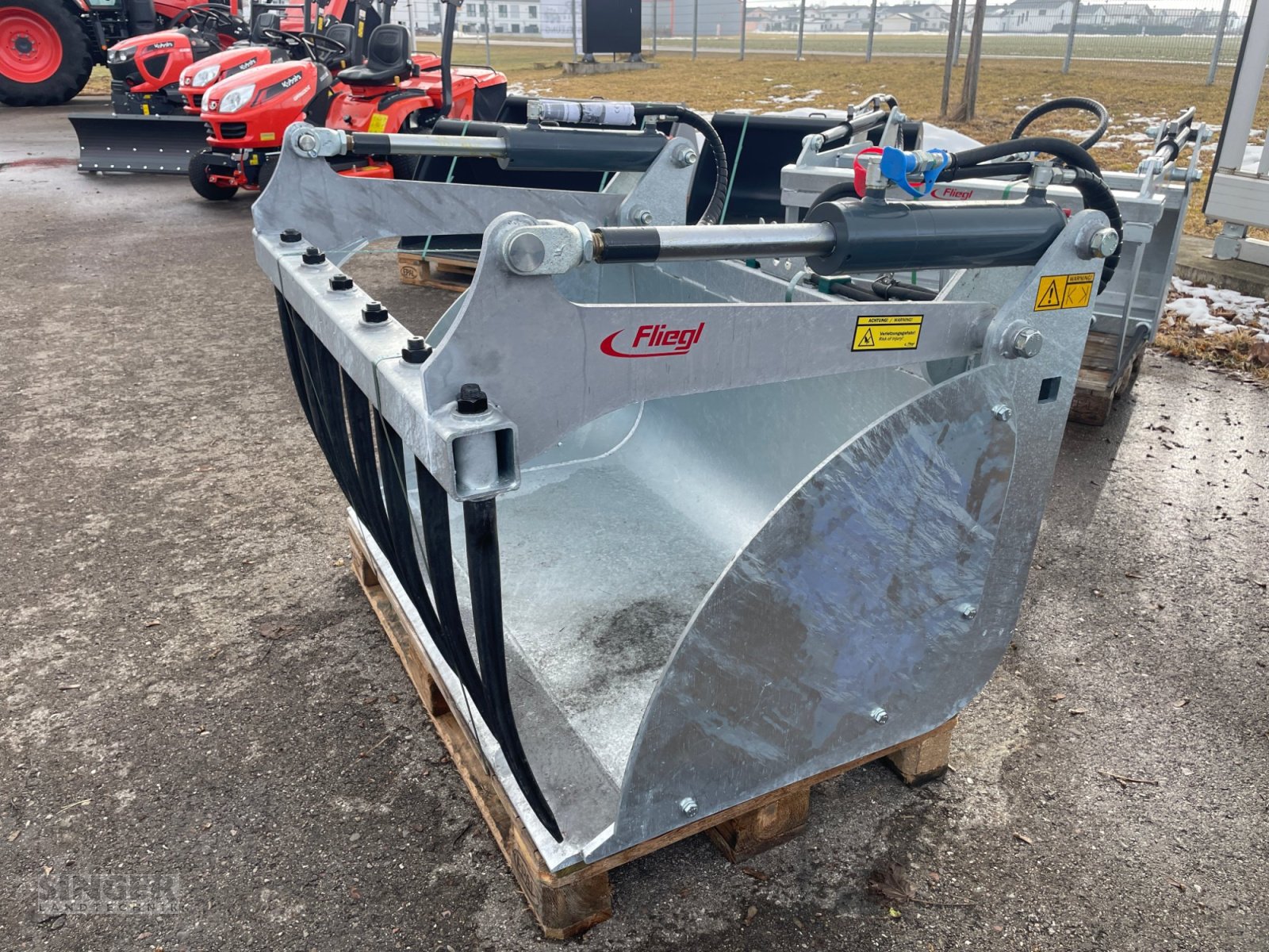 Frontladerzubehör tip Fliegl Greifschaufel 125cm, Neumaschine in Ebenhofen (Poză 3)