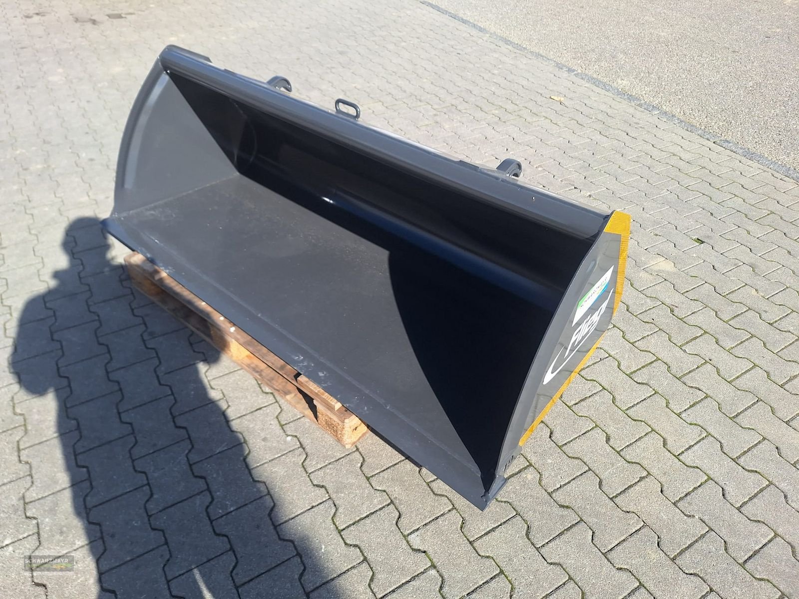 Frontladerzubehör of the type Fliegl LG-Schaufel 1900mm, Neumaschine in Aurolzmünster (Picture 3)