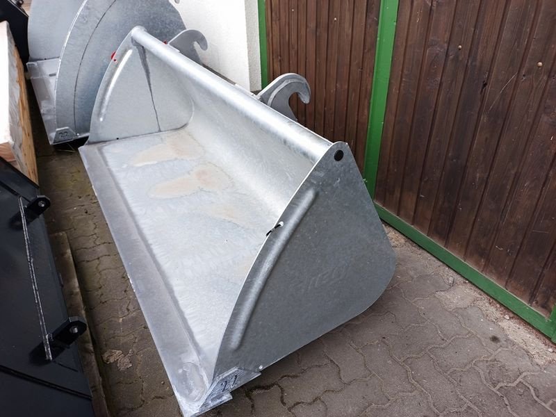 Frontladerzubehör of the type Fliegl Schwergutschaufel 2200 mm f. Dieci Teleskoplader, Neumaschine in St. Marienkirchen (Picture 1)