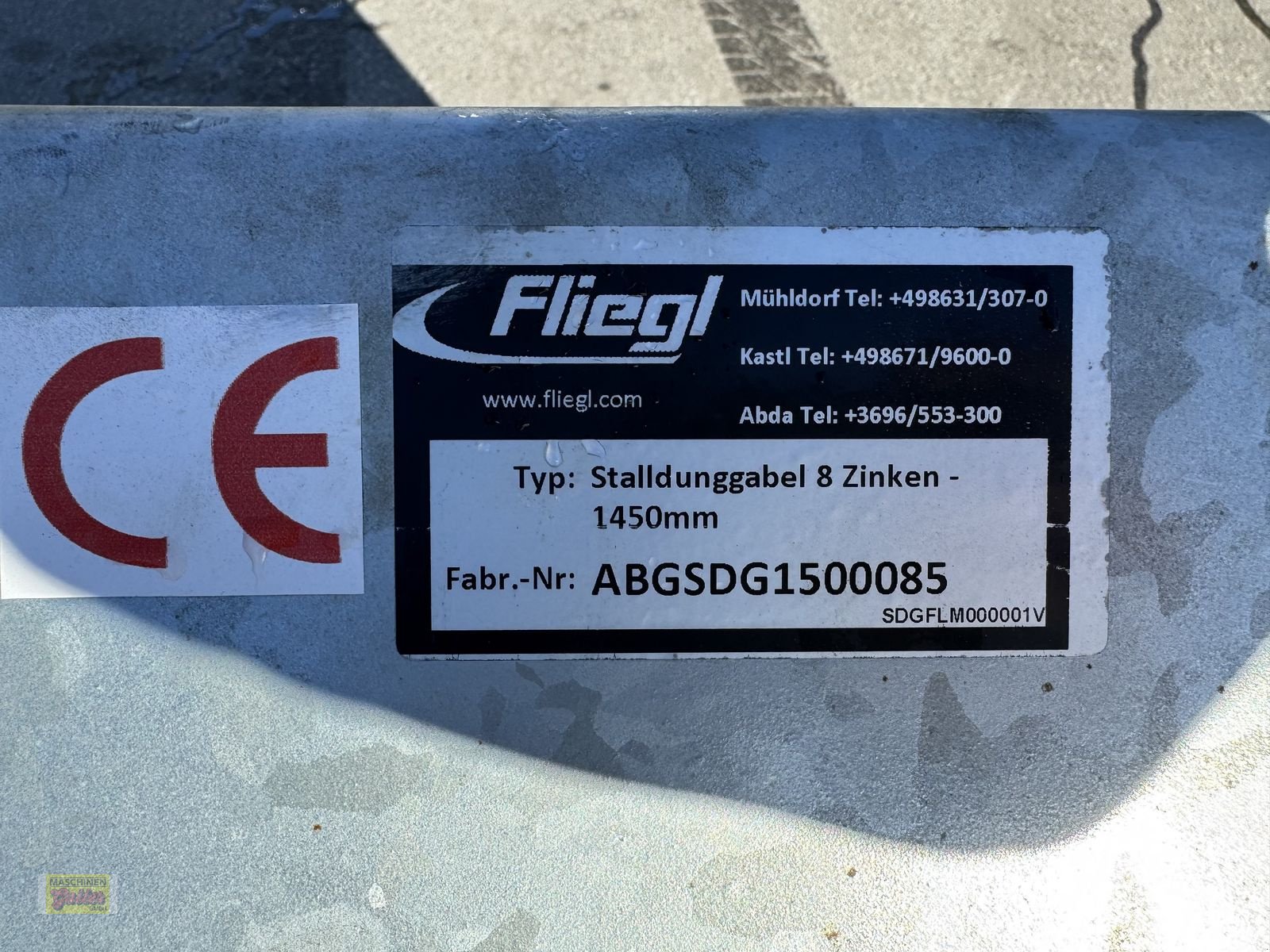 Frontladerzubehör des Typs Fliegl Stalldunggabel 145cm Euroaufnahme Vollverzinkt, Neumaschine in Kötschach (Bild 12)