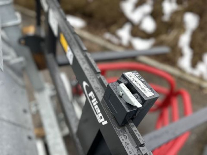 Frontladerzubehör типа Fliegl Staplergabel Easy, Gebrauchtmaschine в St. Marienkirchen (Фотография 7)