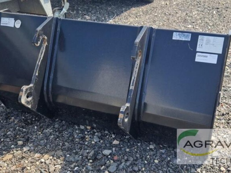 Frontladerzubehör tipa GiANT ERDBAUSCHAUFEL 1.400 MM, Vorführmaschine u Warburg (Slika 1)