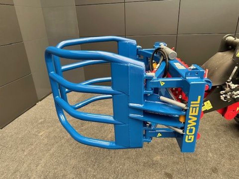 Frontladerzubehör des Typs Göweil Rundballengreifer RBG160 1,10-1,60m Euroaufnahme, Neumaschine in Tamsweg (Bild 2)