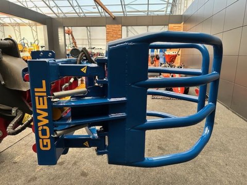 Frontladerzubehör des Typs Göweil Rundballengreifer RBG160 1,10-1,60m Euroaufnahme, Neumaschine in Tamsweg (Bild 14)